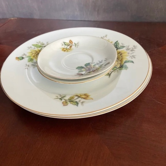 Citadel China serving and tea service Floral Yellow and gold - Picture 5 of 6